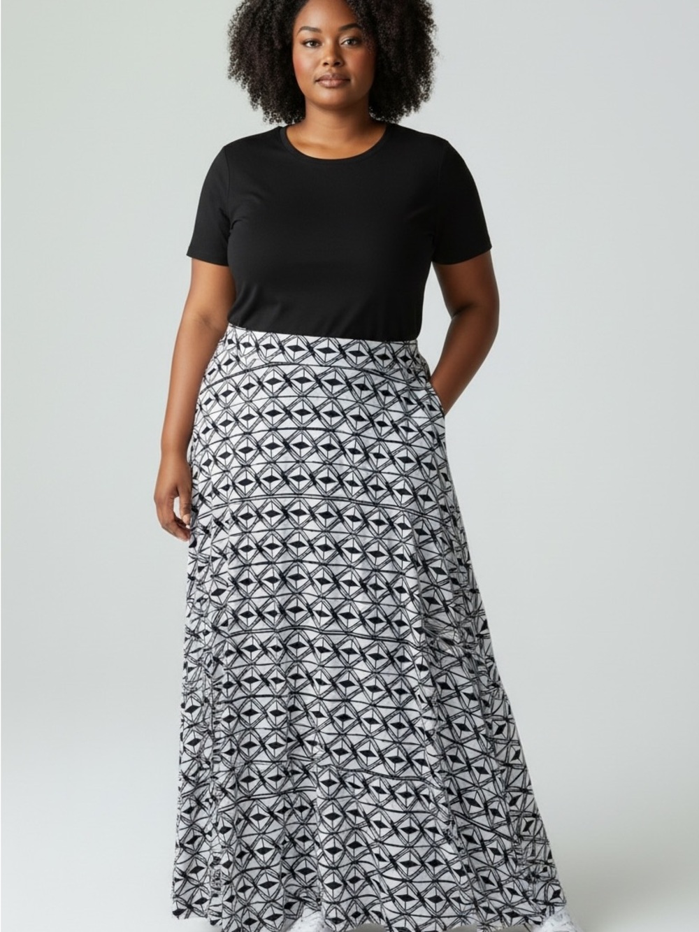 JOHN PAUL RICHARD Women's Skirt Size XL Black & White Maxi Slip On Length 40